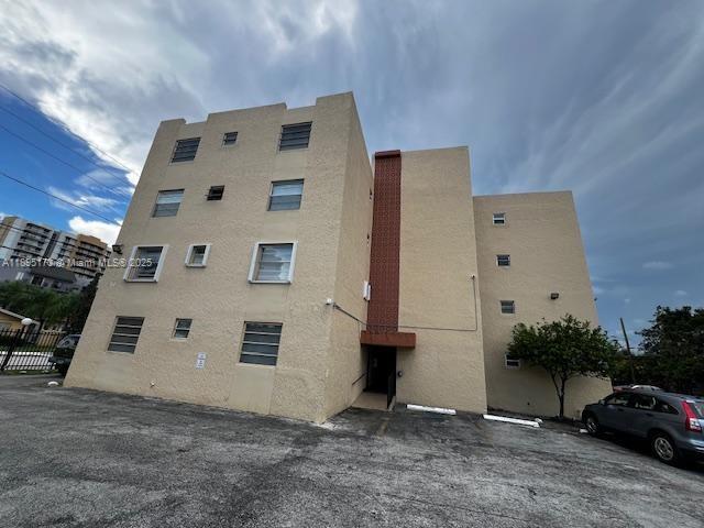 677 Southwest 9th Avenue, Unit 205 Miami, FL 33130 - Photo 3 of 27 a view of a tall building