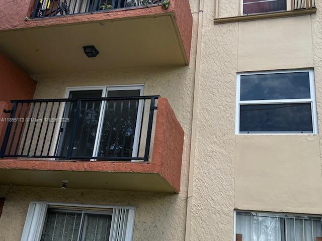 677 Southwest 9th Avenue, Unit 205 Miami, FL 33130 - Photo 4 of 27