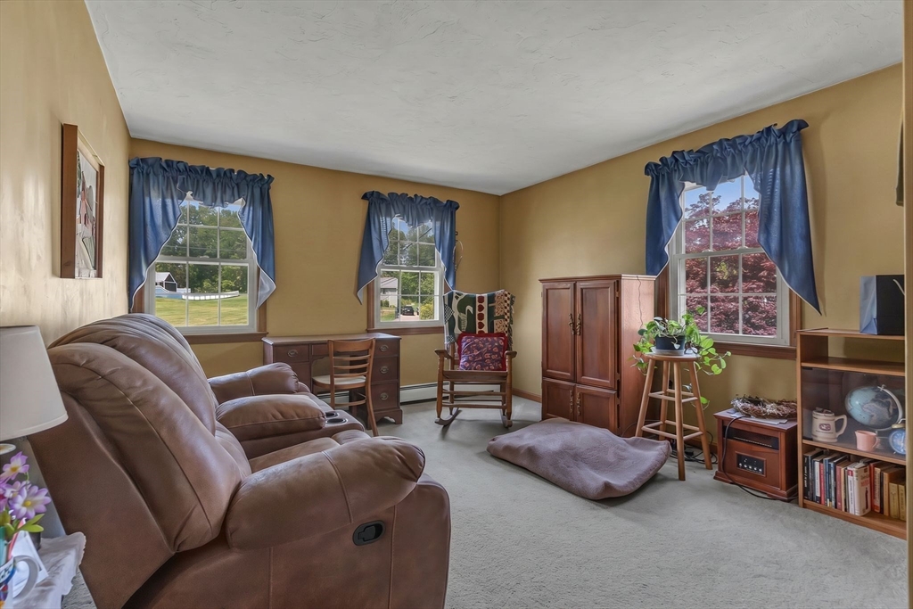 31 Fox Run Road Bellingham, MA 02019 - Photo 16 of 42