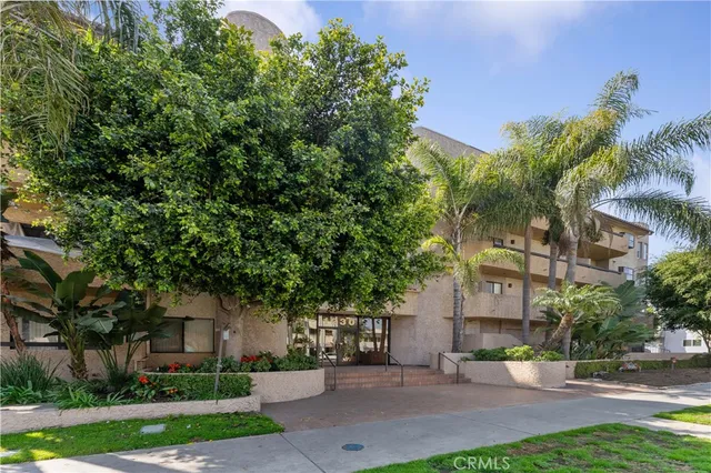 $3,500 | 1230 East Ocean Boulevard, Long Beach, CA 90802