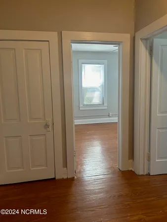 $1,800 | 240 East New Hampshire Avenue, Southern Pines, NC 28387