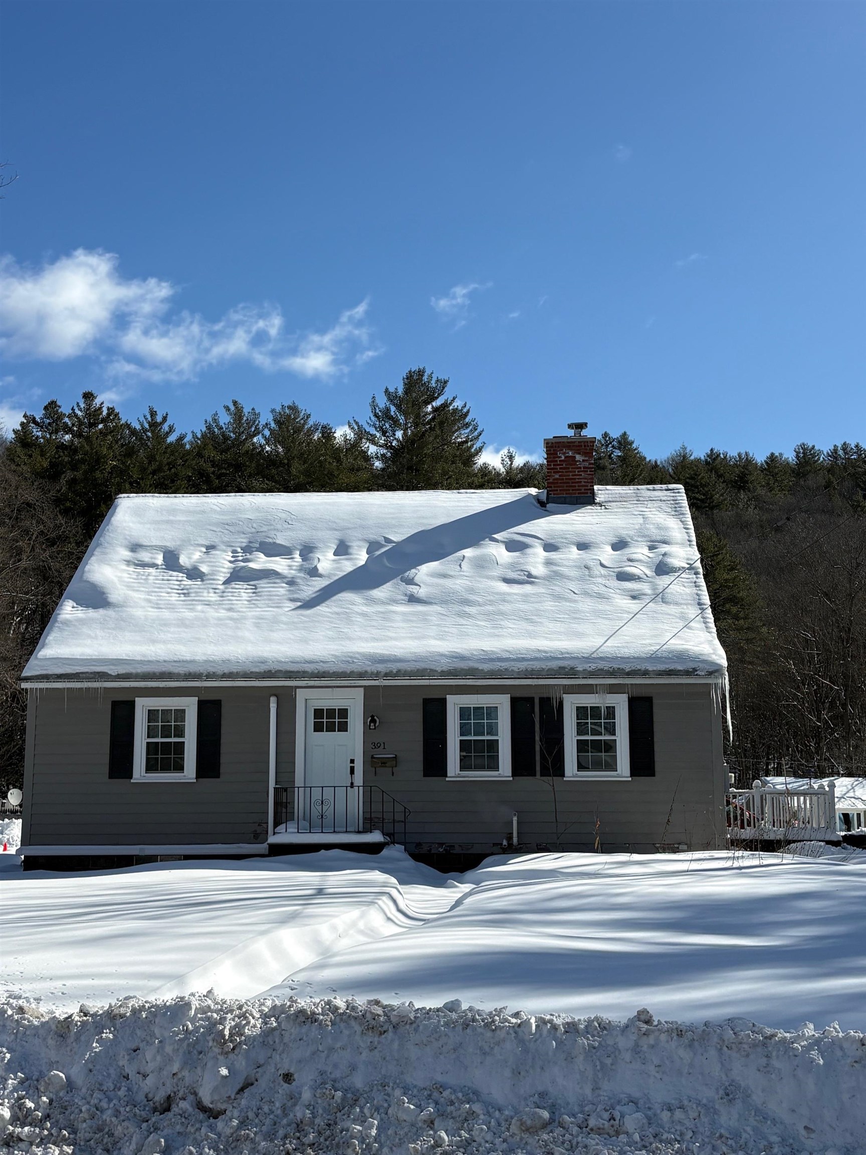 391 Water Street Keene, NH 03431 - Photo 2 of 48