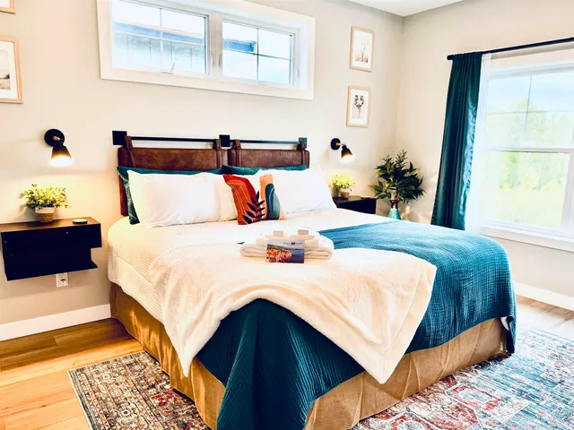 $819,900 | 8610 Maynard Place, Duluth, MN 55808