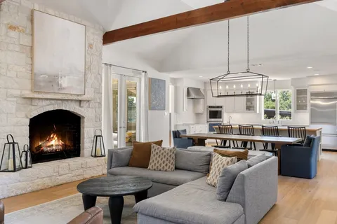 $1,399,000 | 22 Autumn Oaks Drive, Austin, TX 78738