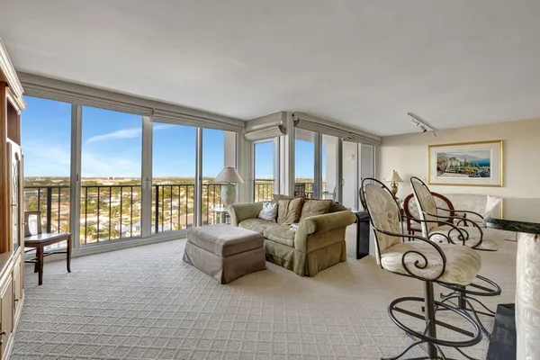 $725,000 | 521 North Riverside Drive, Unit 1207, Pompano Beach, FL 33062