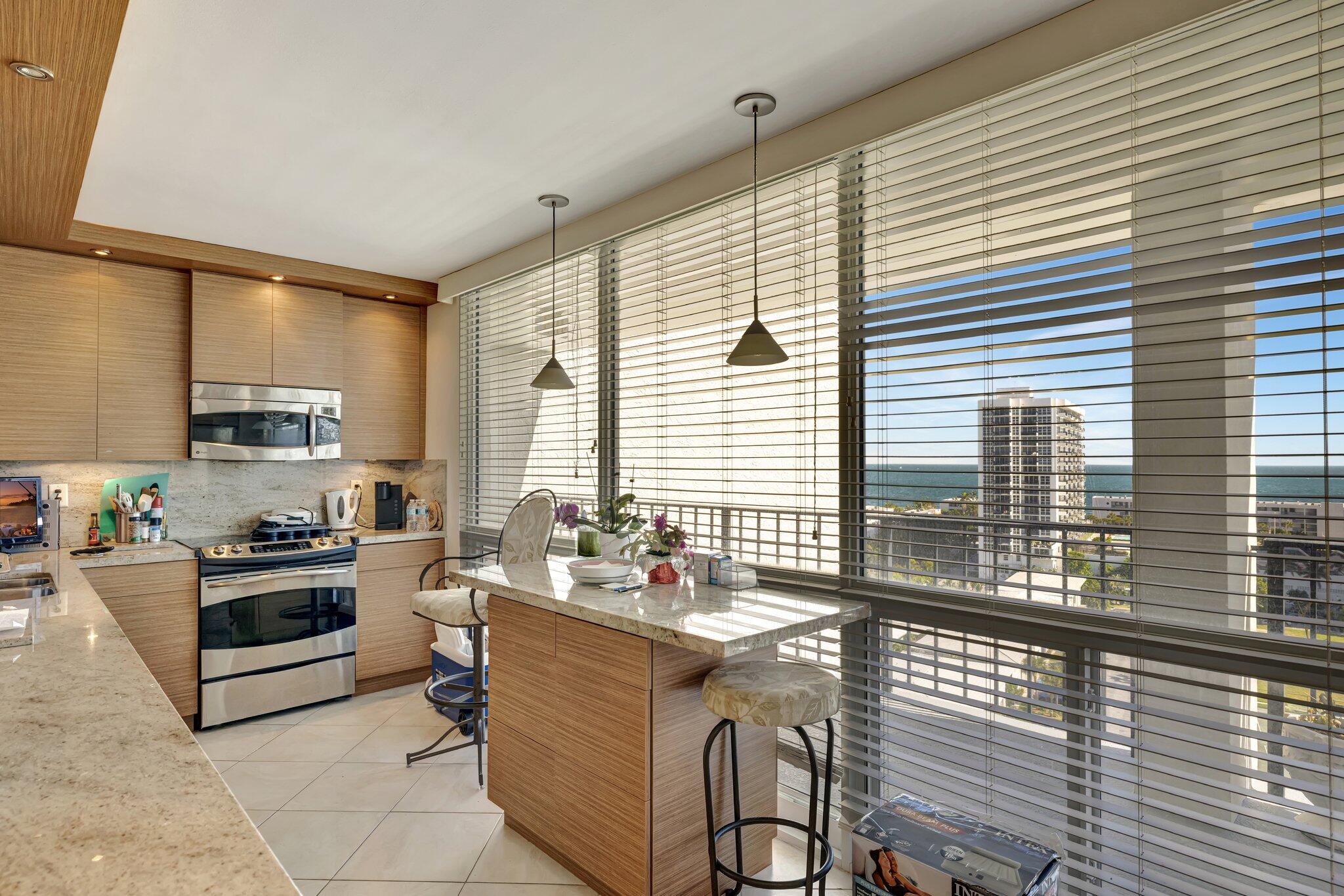521 North Riverside Drive, Unit 1207 Pompano Beach, FL 33062 - Photo 23 of 50 36-web-or-mls-699A7370