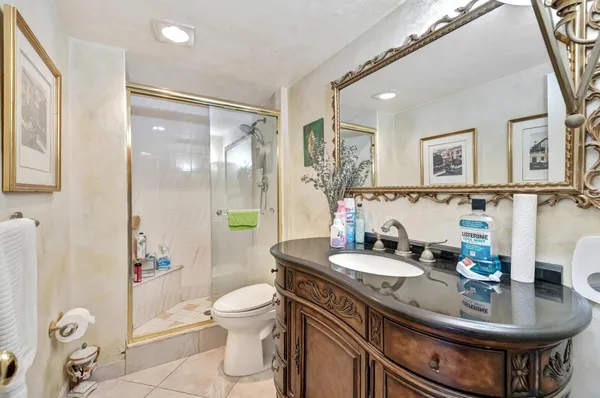 $725,000 | 521 North Riverside Drive, Unit 1207, Pompano Beach, FL 33062