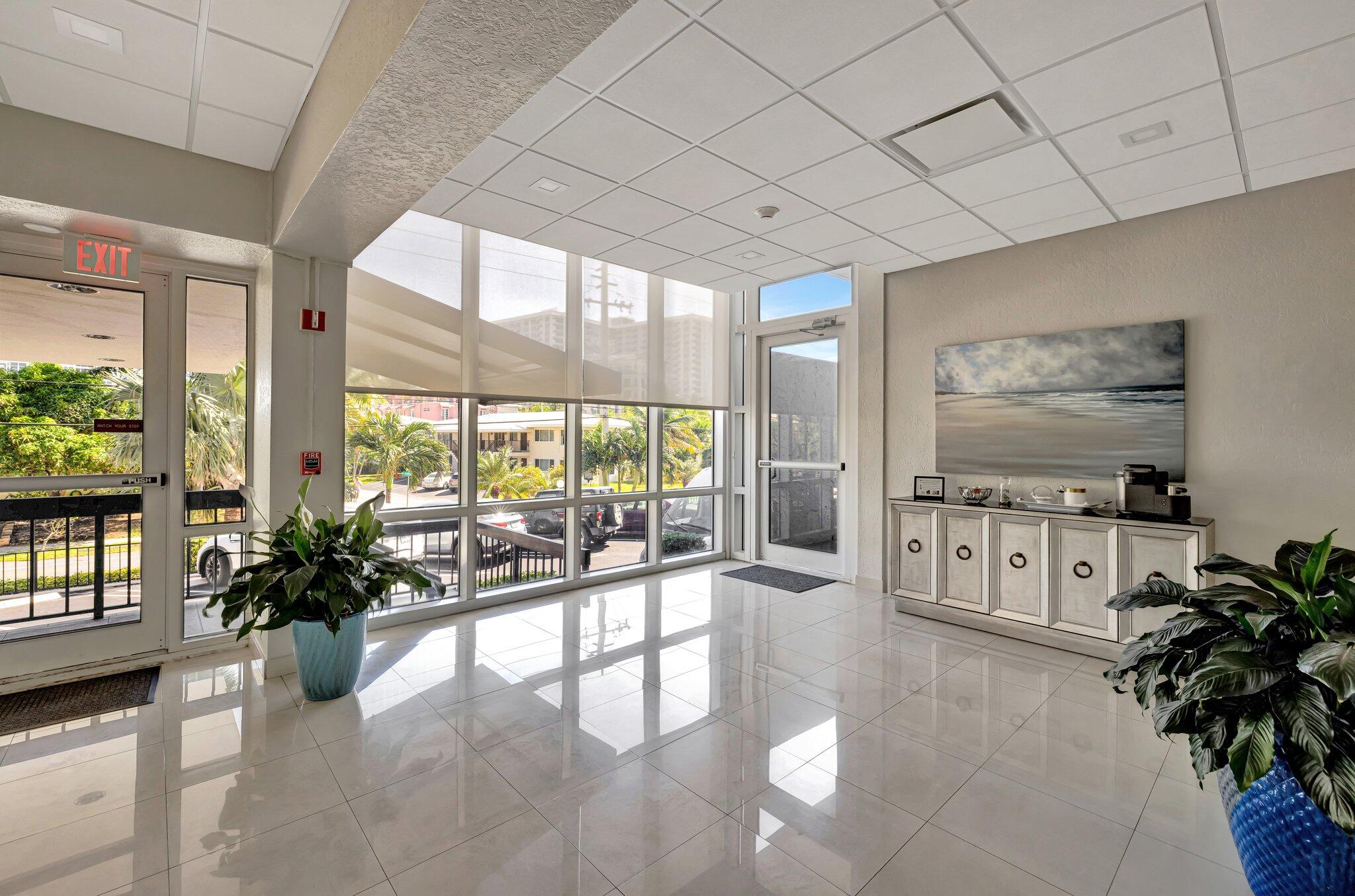 521 North Riverside Drive, Unit 1207 Pompano Beach, FL 33062 - Photo 8 of 50 74-web-or-mls-699A7650