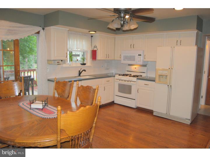4070 Davisville Road Hatboro, PA 19040 - Photo 3 of 24 Kitchen