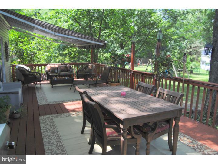 4070 Davisville Road Hatboro, PA 19040 - Photo 7 of 24 Deck