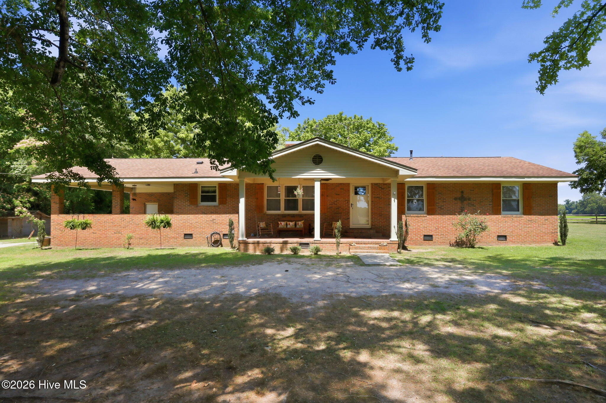 579 North Grimesland Bridge Road Washington, NC 27889 - Photo 2 of 52