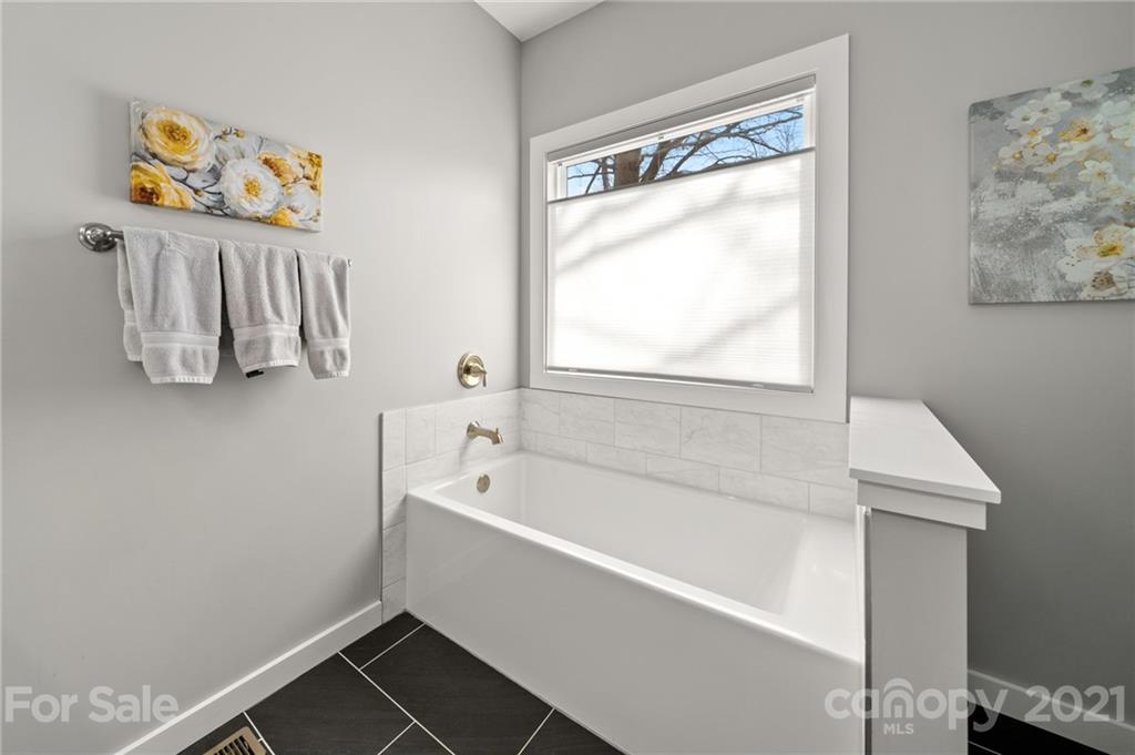 366 Sheppard Branch Road Weaverville, NC 28787 - Photo 17 of 23 Gallery Image 17