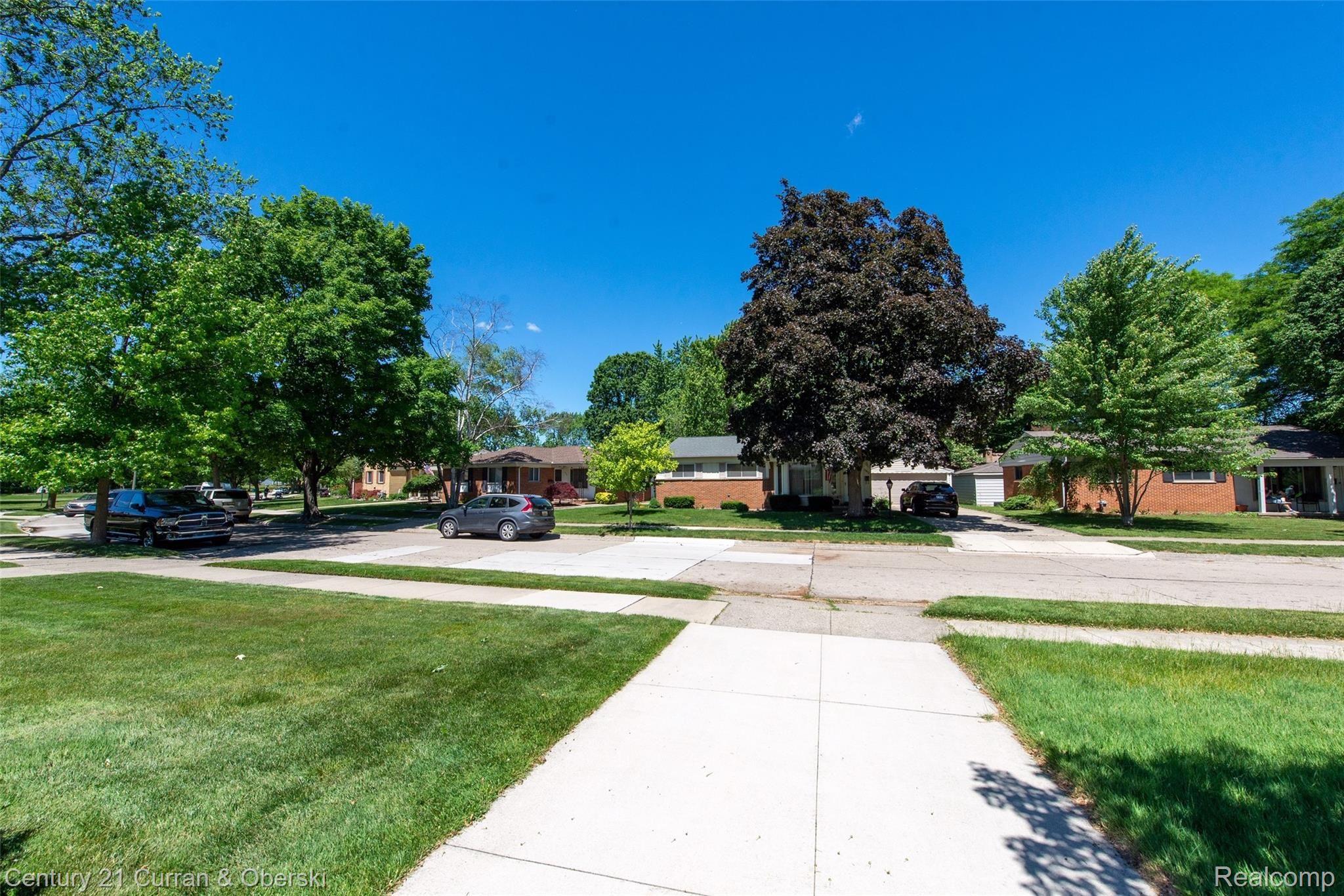 1909 Massoit Road Royal Oak, MI 48073 - Photo 27 of 30 View of Street