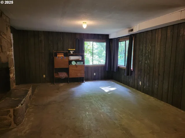 $595,000 | 32922 Coal Creek Road, Scappoose, OR 97056