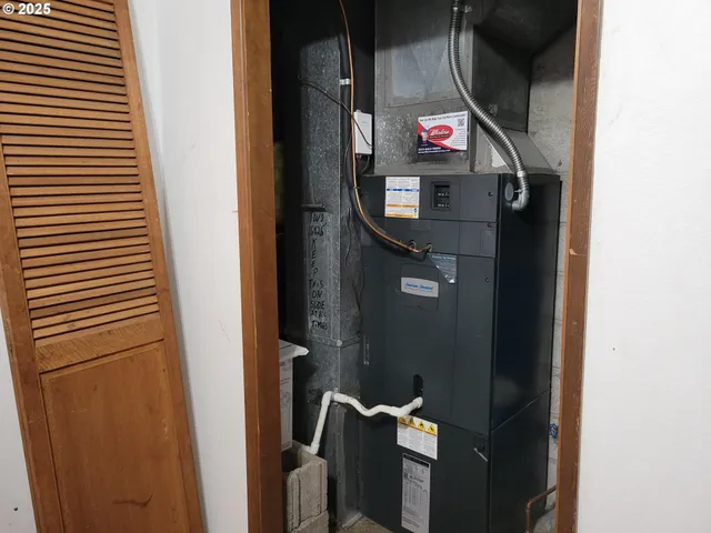 $595,000 | 32922 Coal Creek Road, Scappoose, OR 97056