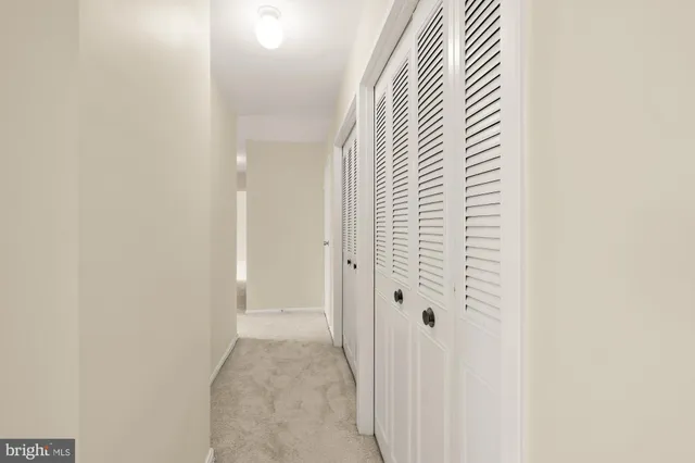 $300,000 | 4390 Lorcom Lane, Unit 503, Arlington, VA 22207
