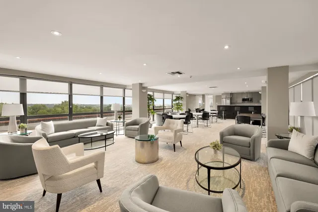 $300,000 | 4390 Lorcom Lane, Unit 503, Arlington, VA 22207