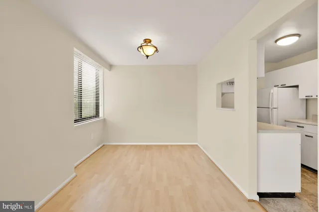 $300,000 | 4390 Lorcom Lane, Unit 503, Arlington, VA 22207