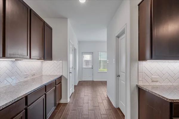 $2,200 | 4715 Painted Bunting Lane, Baytown, TX 77521