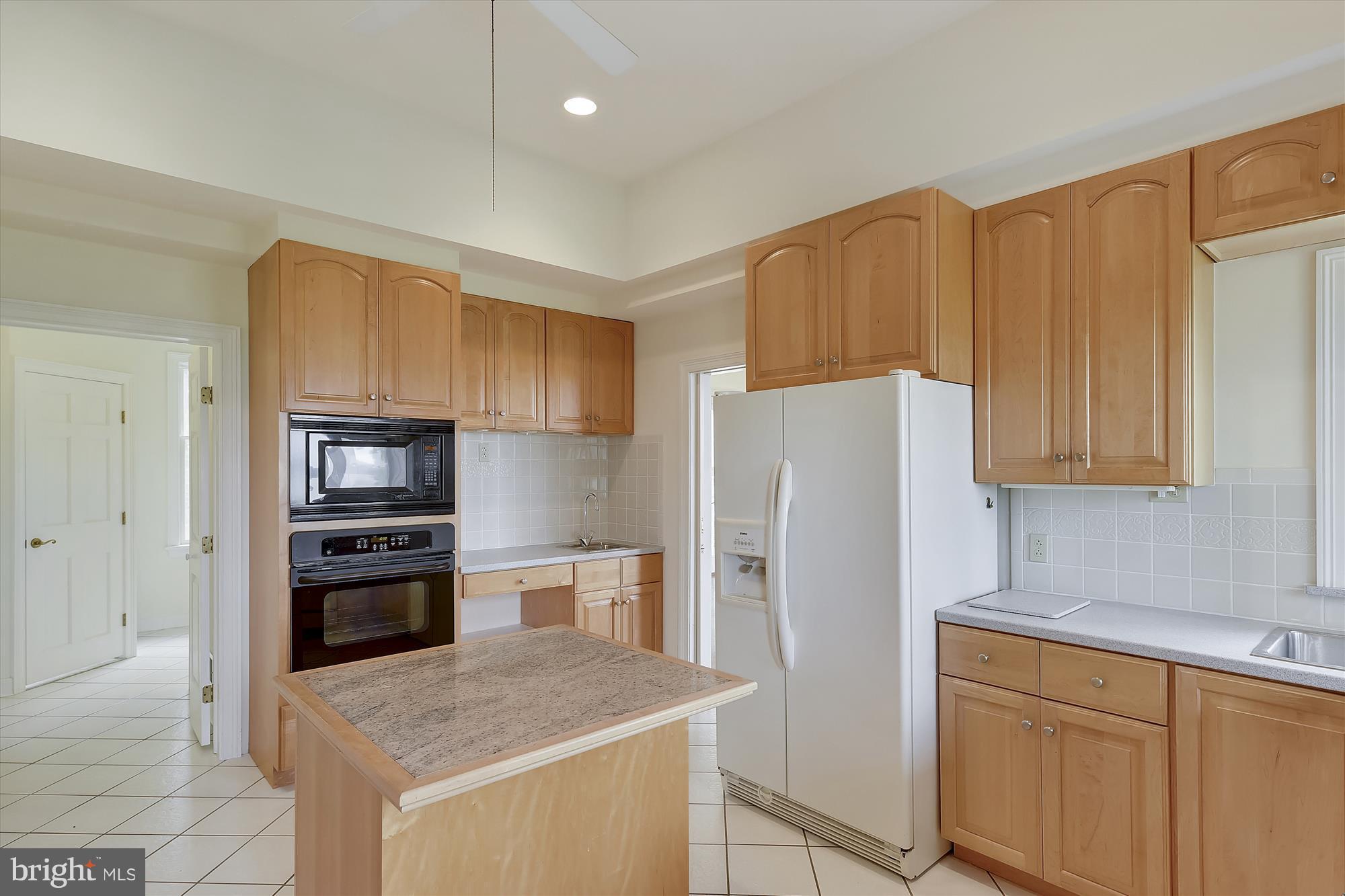 5442 Cassons Neck Road Cambridge, MD 21613 - Photo 7 of 30 Kitchen