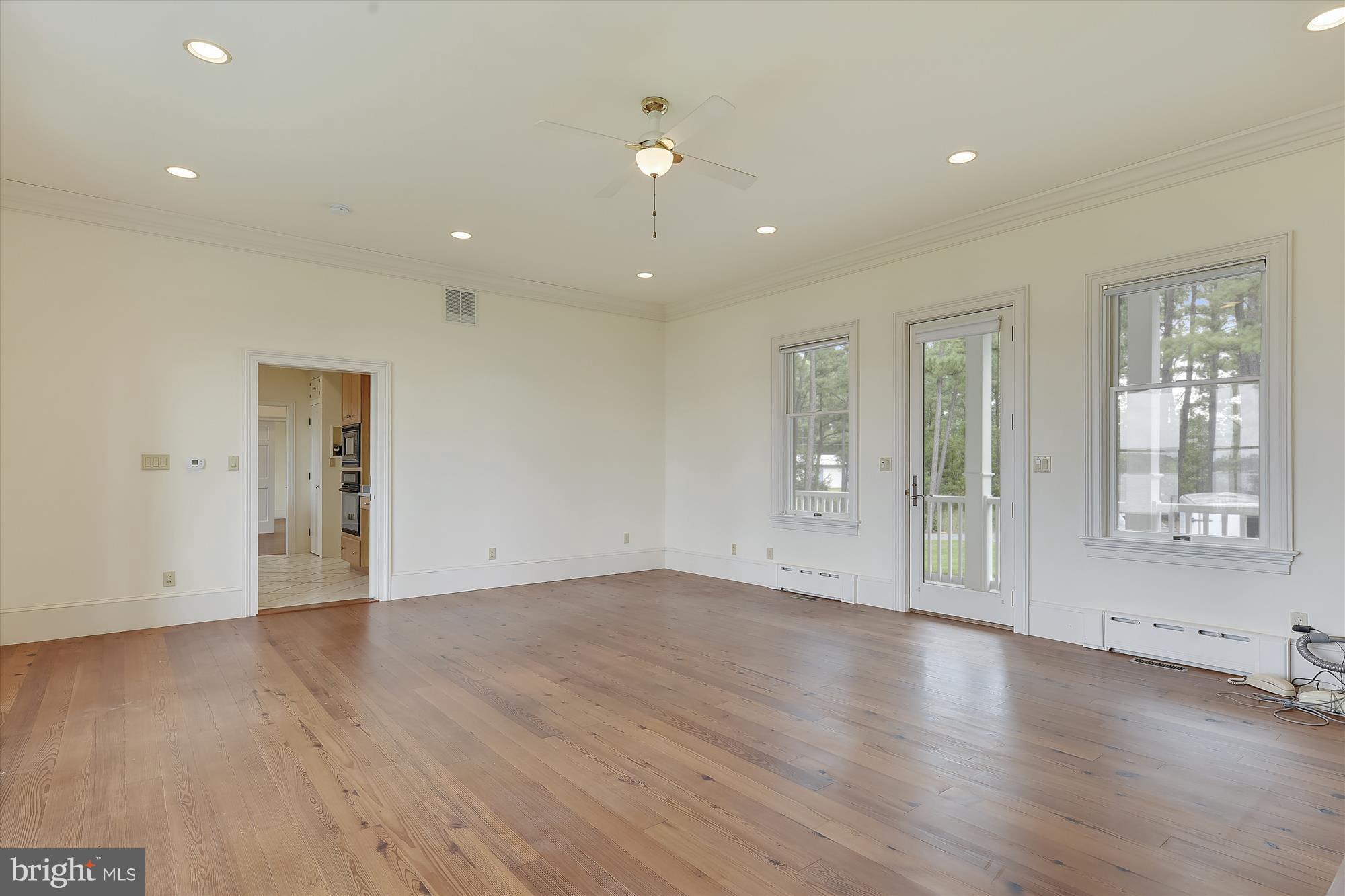 5442 Cassons Neck Road Cambridge, MD 21613 - Photo 9 of 30 Bright Spaces