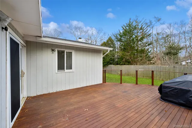 a view of a backyard of the house