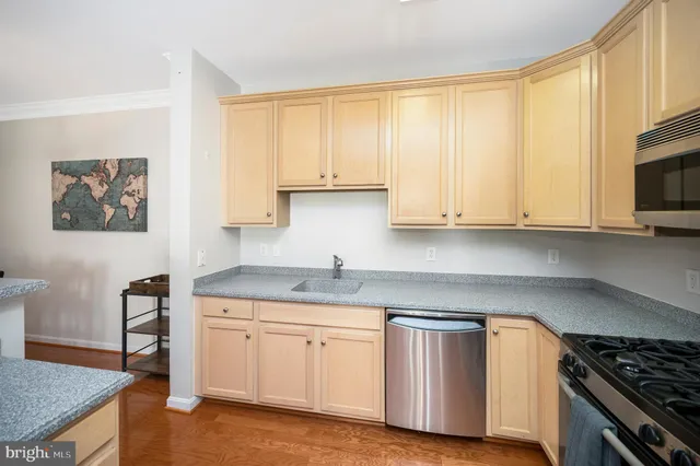 $2,750 | 1641 Ladue Court, Unit 203, Woodbridge, VA 22191