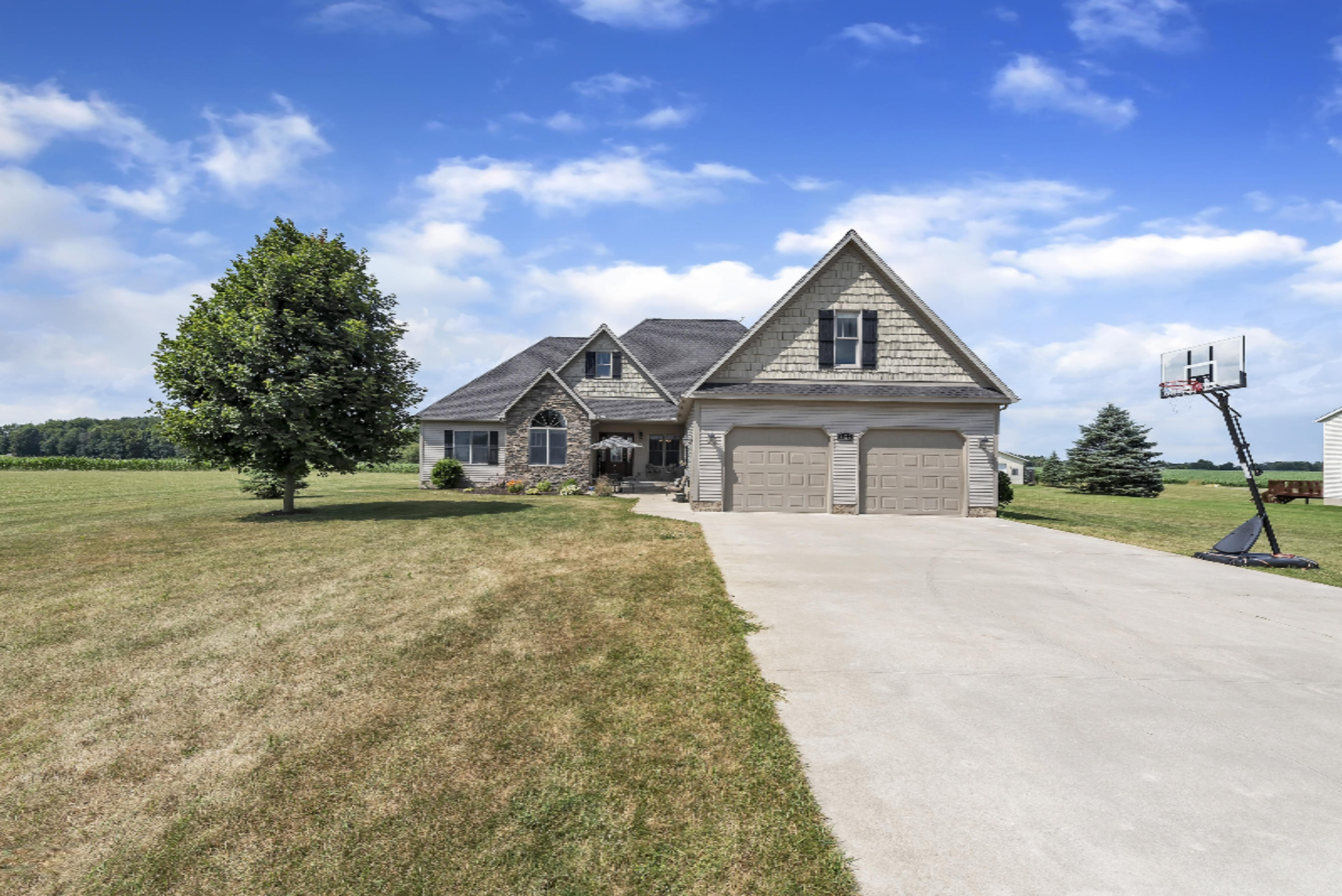 6575 Spinnaker Road Crystal, MI 48818 - Photo 2 of 57 6575-spinnaker-road-Crystal-mi-windowsti