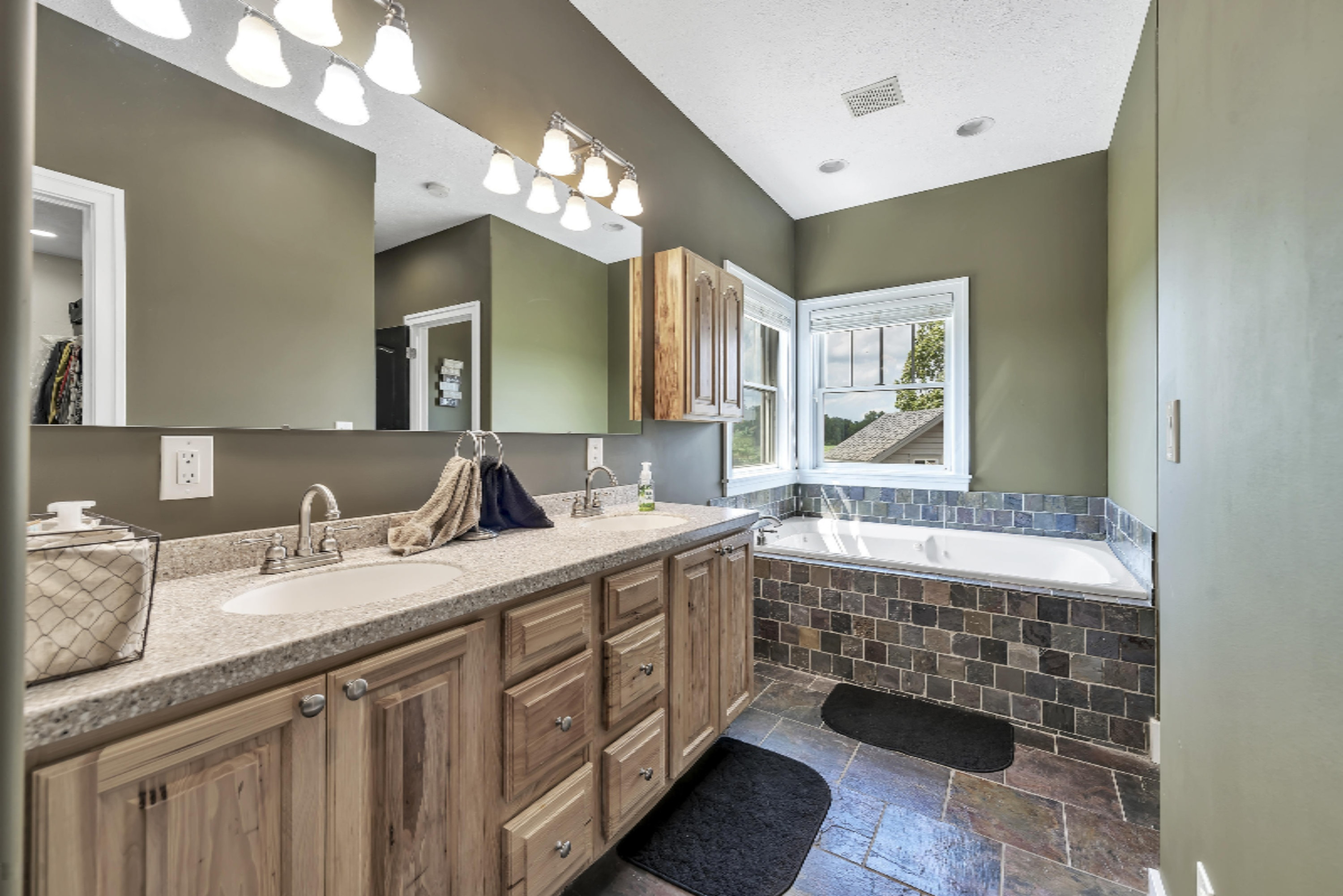 6575 Spinnaker Road Crystal, MI 48818 - Photo 21 of 57 6575-spinnaker-road-Crystal-mi-windowsti