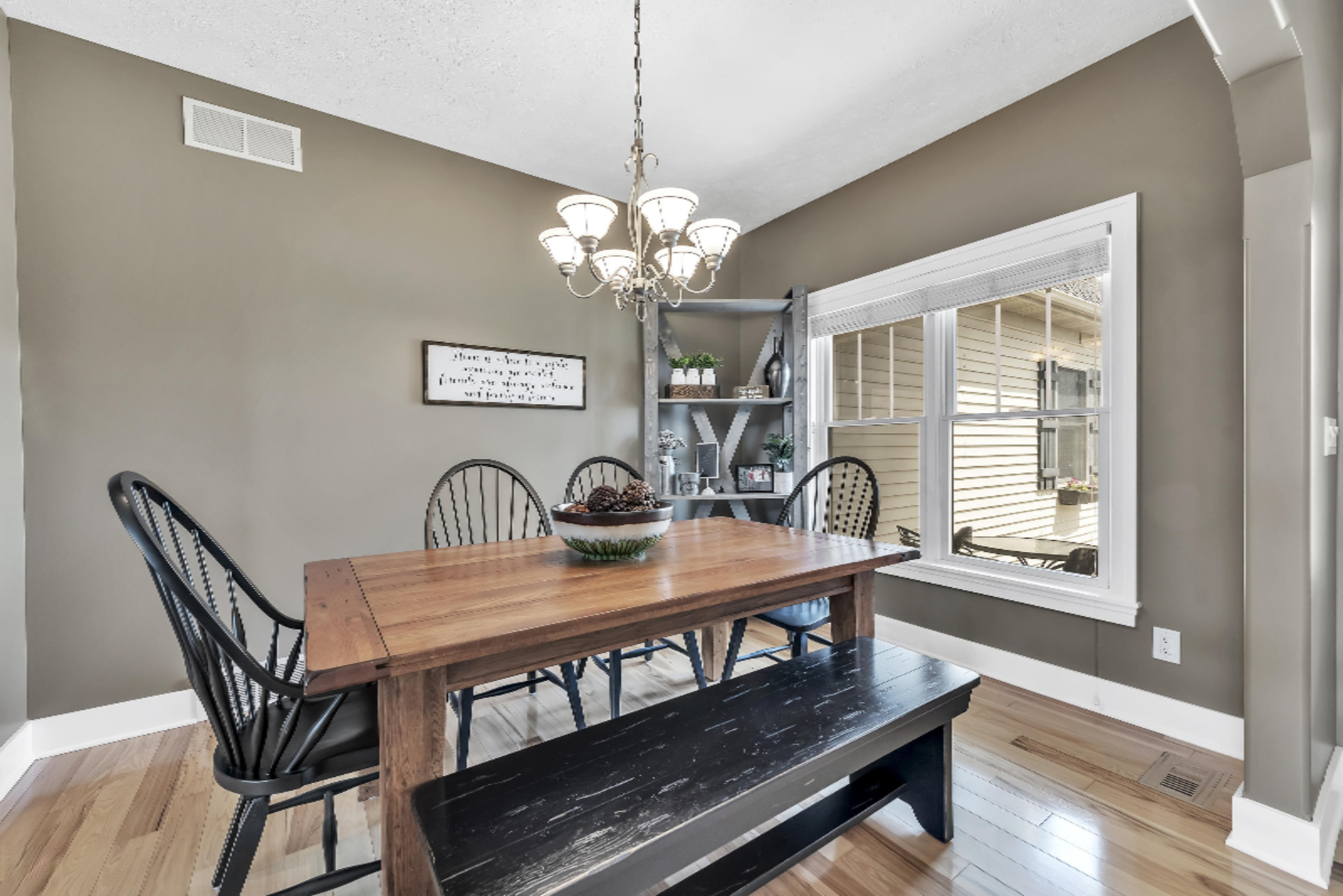 6575 Spinnaker Road Crystal, MI 48818 - Photo 8 of 57 6575-spinnaker-road-Crystal-mi-windowsti