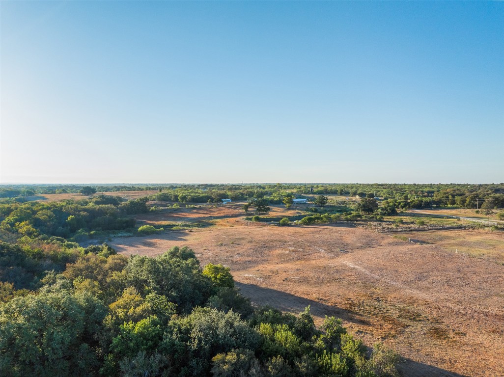 3270 Fm 671 Luling, TX 78648 - Photo 31 of 35 a view of an ocean and beach