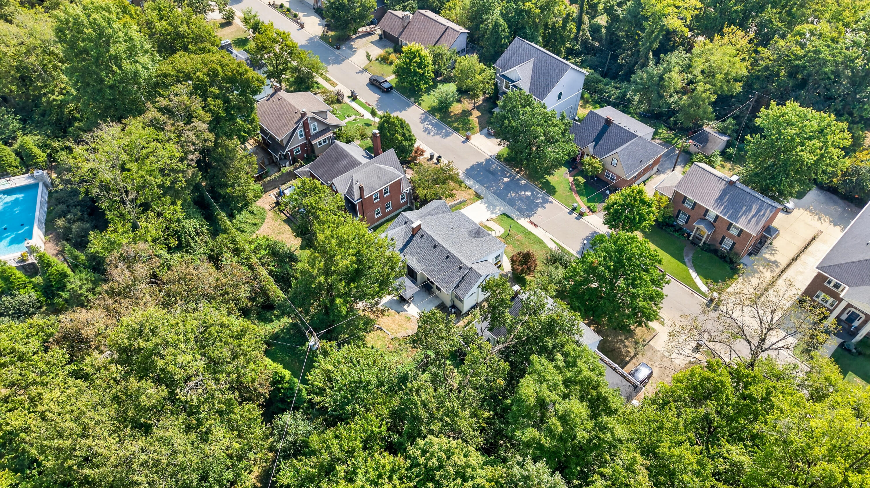 1014 Jackson Road Covington, KY 41011 - Photo 35 of 47 DJI_20260916115834_0024_D