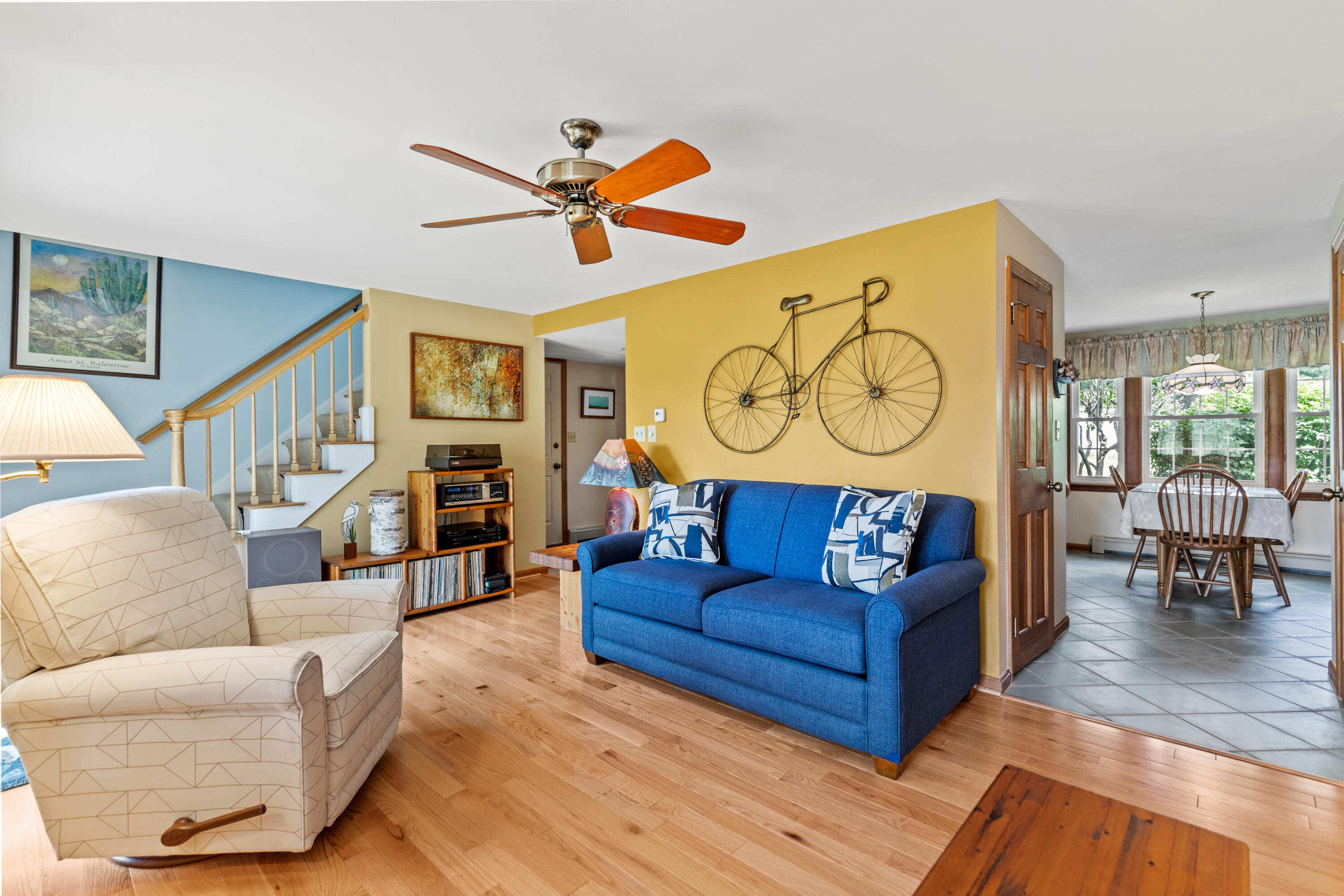 33 Summit Circle Westbrook, ME 04092 - Photo 16 of 36 Living room