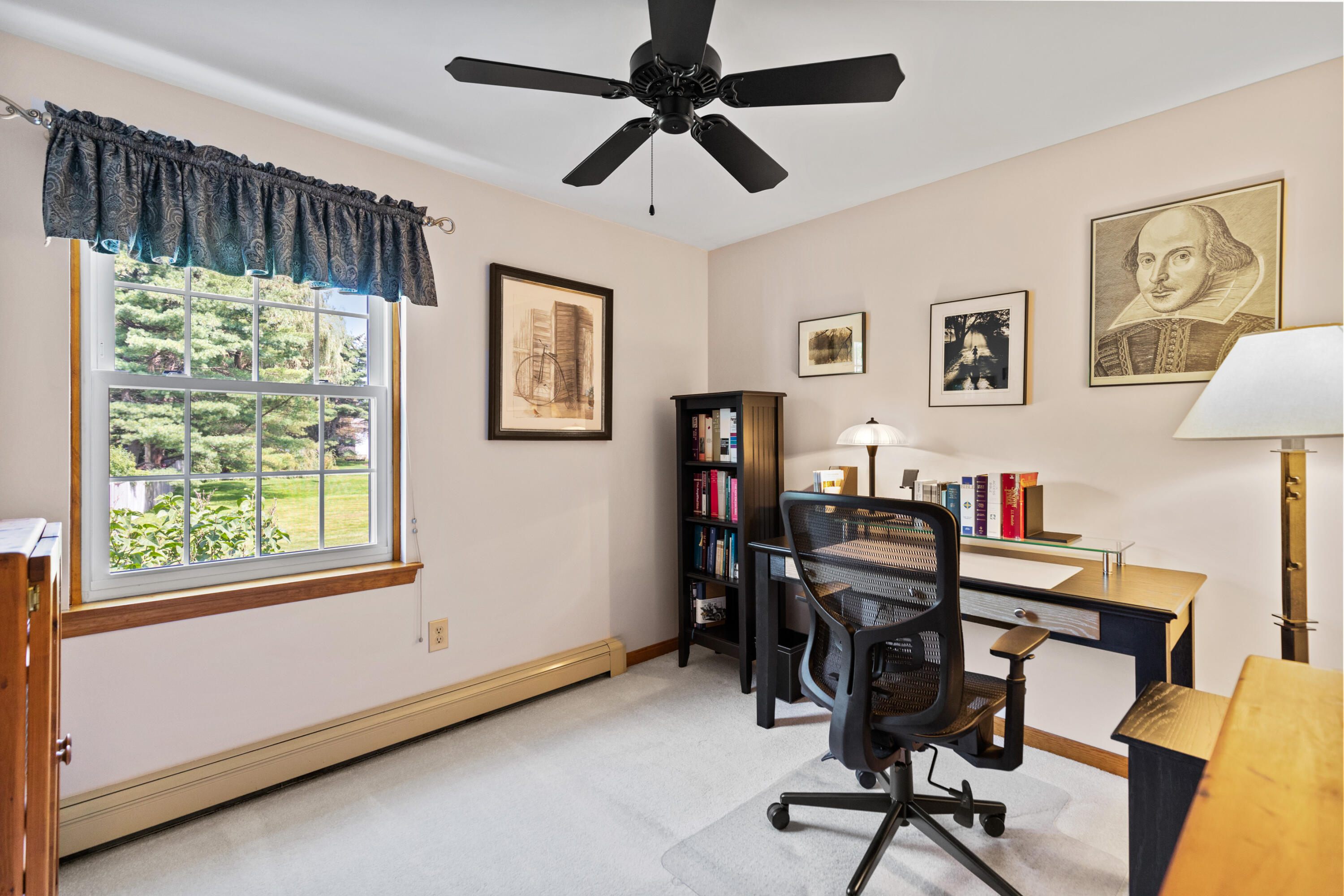 33 Summit Circle Westbrook, ME 04092 - Photo 21 of 36 Bedroom