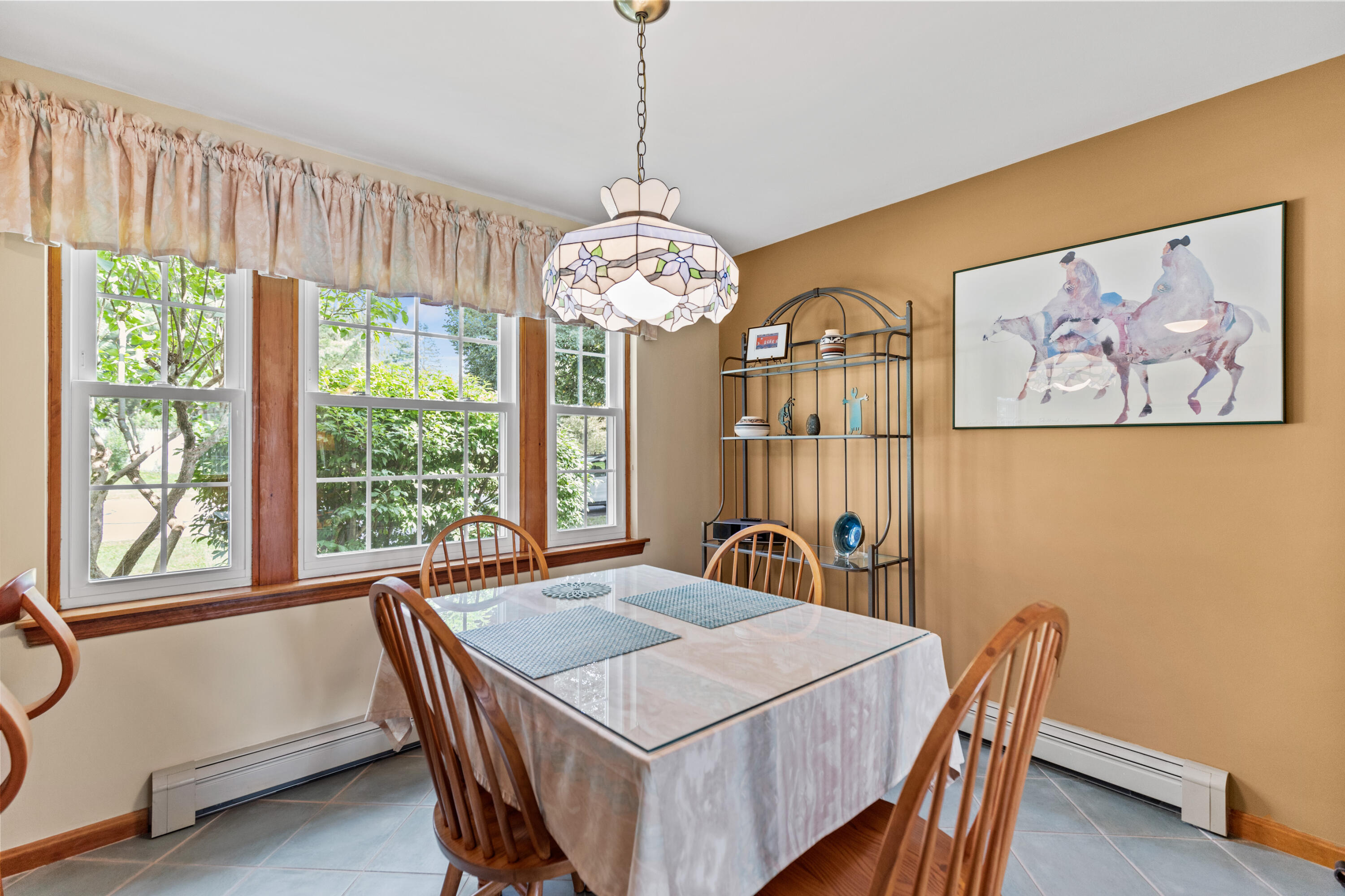 33 Summit Circle Westbrook, ME 04092 - Photo 10 of 36 Dining Area