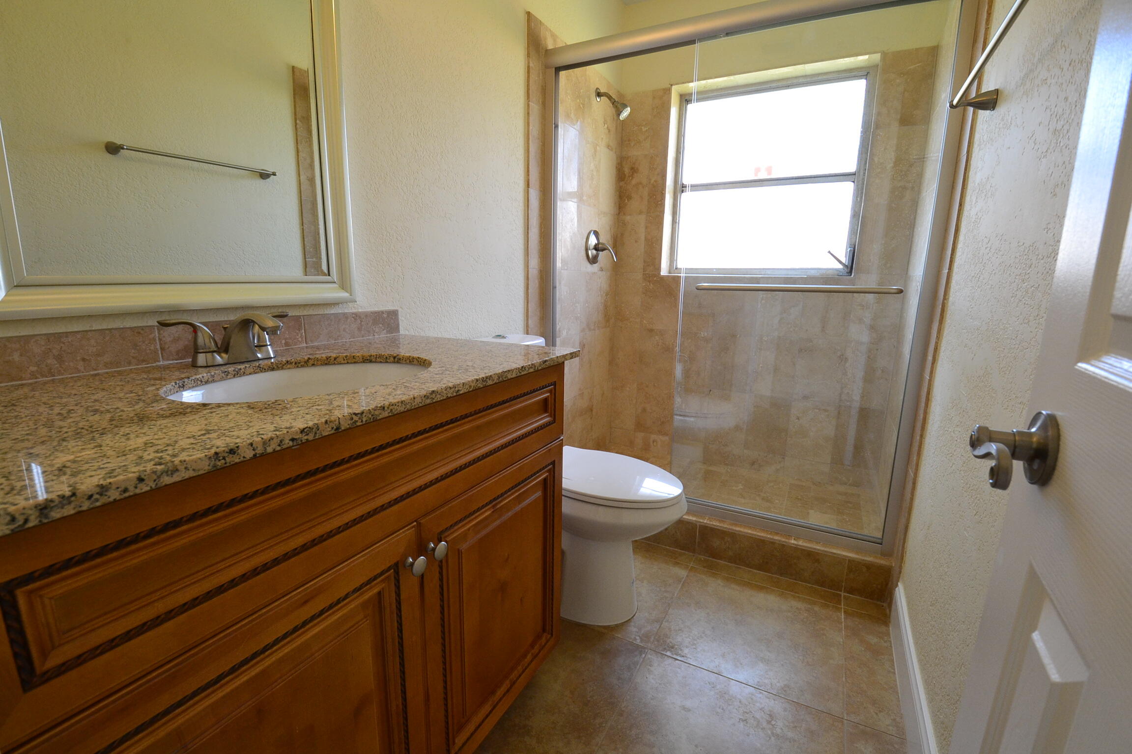 1098 Southwest 9th Avenue Boca Raton, FL 33486 - Photo 9 of 15 Master Bath