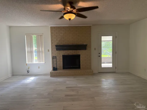 $1,695 | 3521 Sweet Bay Drive, Pace, FL 32571