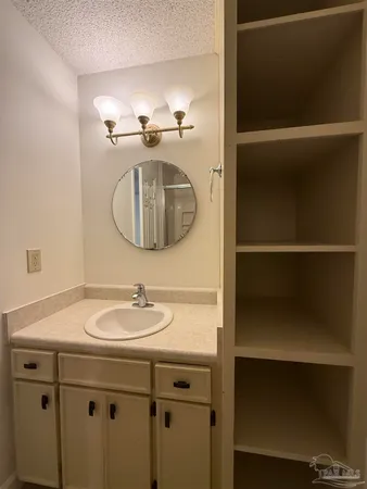 $1,695 | 3521 Sweet Bay Drive, Pace, FL 32571