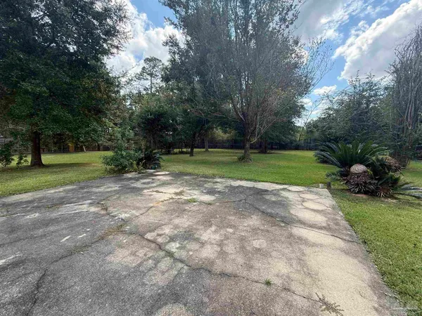 $1,695 | 3521 Sweet Bay Drive, Pace, FL 32571