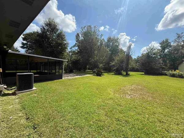 $1,695 | 3521 Sweet Bay Drive, Pace, FL 32571