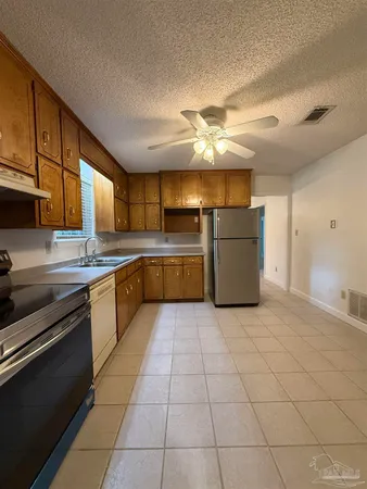 $1,695 | 3521 Sweet Bay Drive, Pace, FL 32571