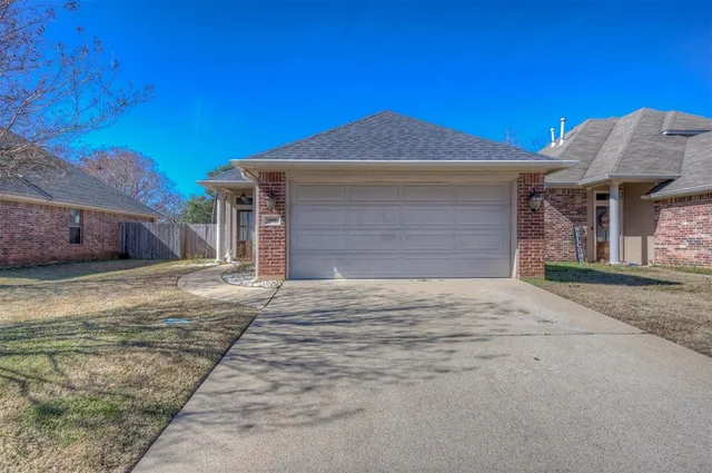 $199,500 | 1998 Wild Iris, Bossier City, LA 71112