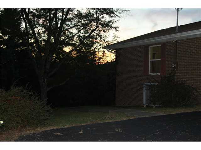 1822 Cardiff Road Newark, OH 43055 - Photo 3 of 15 Gallery Image 3