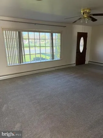 $1,800 | 705 Fairview Avenue, Waynesboro, PA 17268