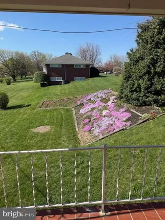 $1,800 | 705 Fairview Avenue, Waynesboro, PA 17268