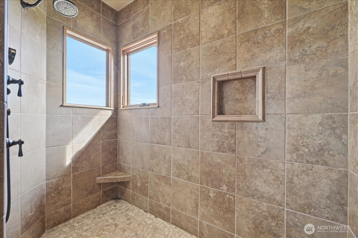 300 Hawks Ridge Road Chelan, WA 98816 - Photo 27 of 40