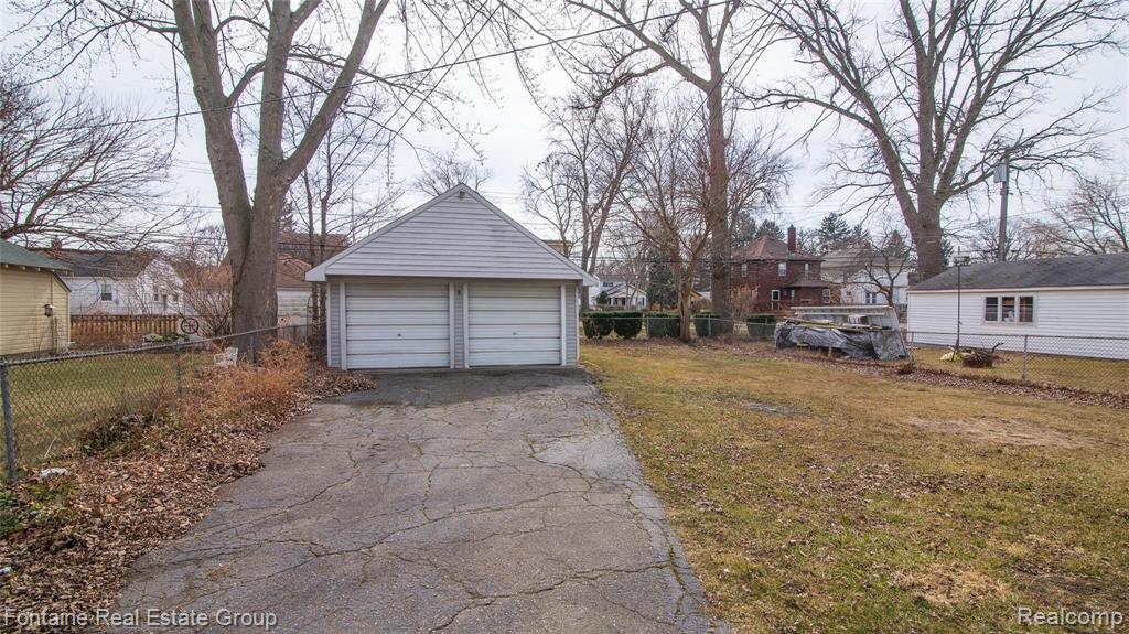35335 Chestnut Street Wayne, MI 48184 - Photo 4 of 30