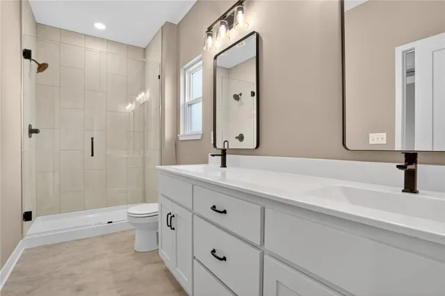 $439,999 | 16181 Ryan Circle, Parkville, MO 64152