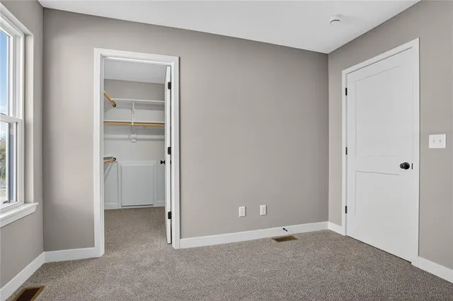 $439,999 | 16181 Ryan Circle, Parkville, MO 64152