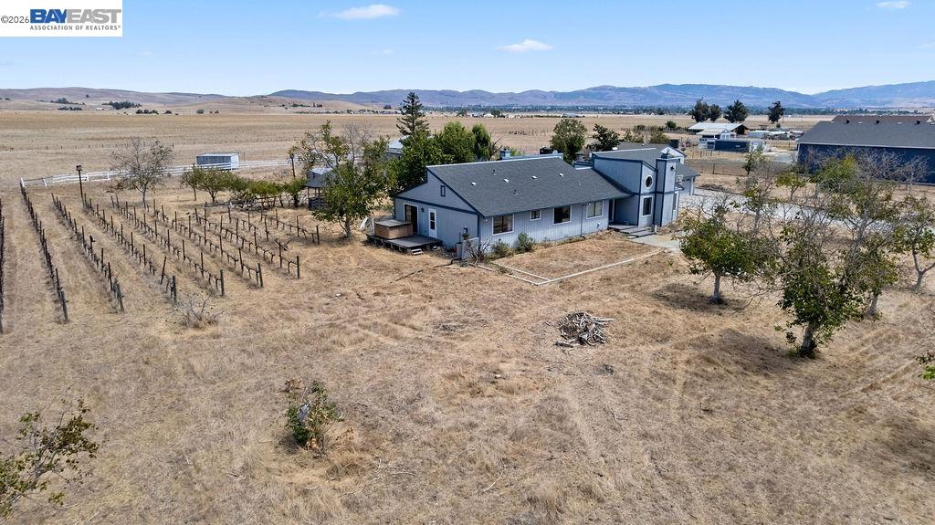 4767 Bel Roma Road Livermore, CA 94551 - Photo 4 of 81 Gallery Image 4